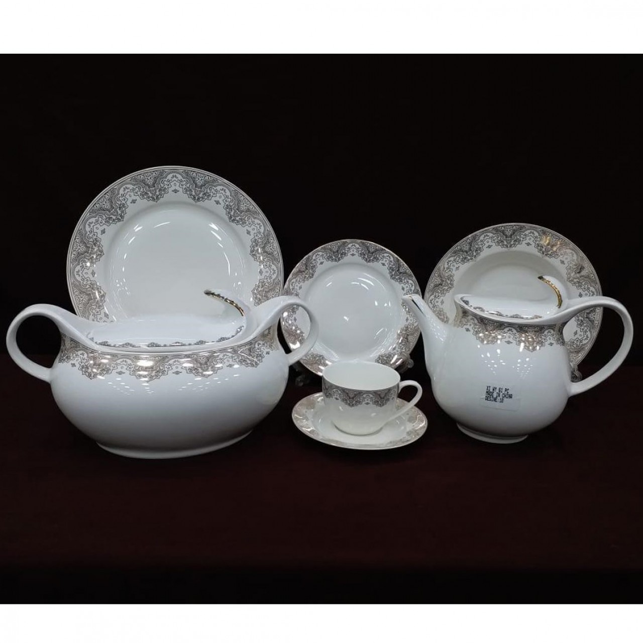 61 Piece Exquisite Bone China Dinner Set - 8 Person Serving - 21KG