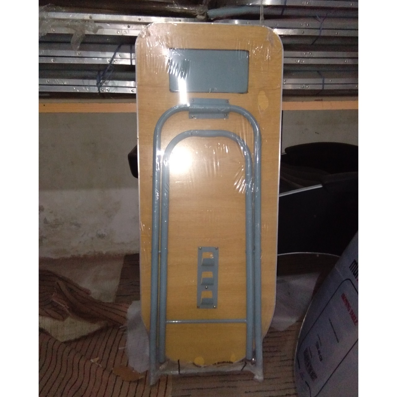 Folding Iron Stand - Foam Padded & Metal - 120 x 48(CM)