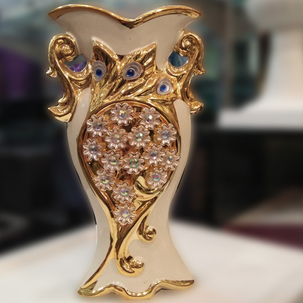 Porcelain Decorative Vase Guldaan For Home & Office Decoration