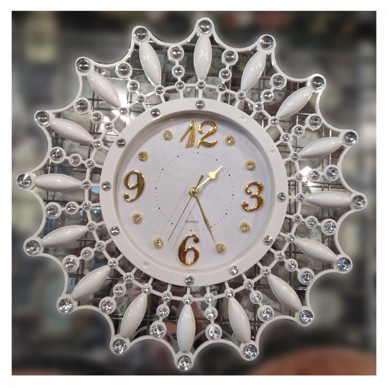 Quartz Fancy Wall Clock For Home & Office