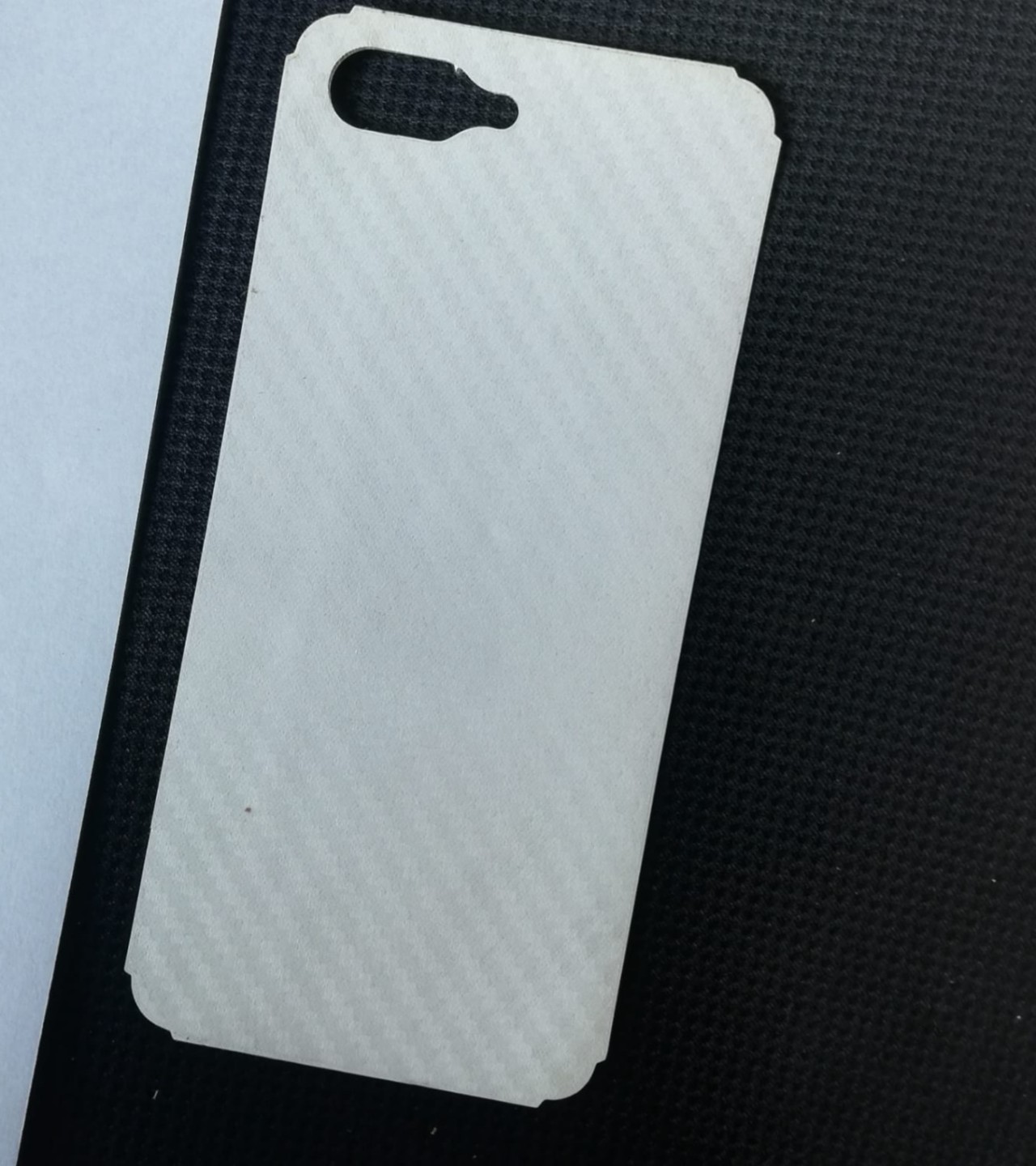 Honor  10-Carbon Fiber Matte sheet for phones rare protection - rare guard - textured design