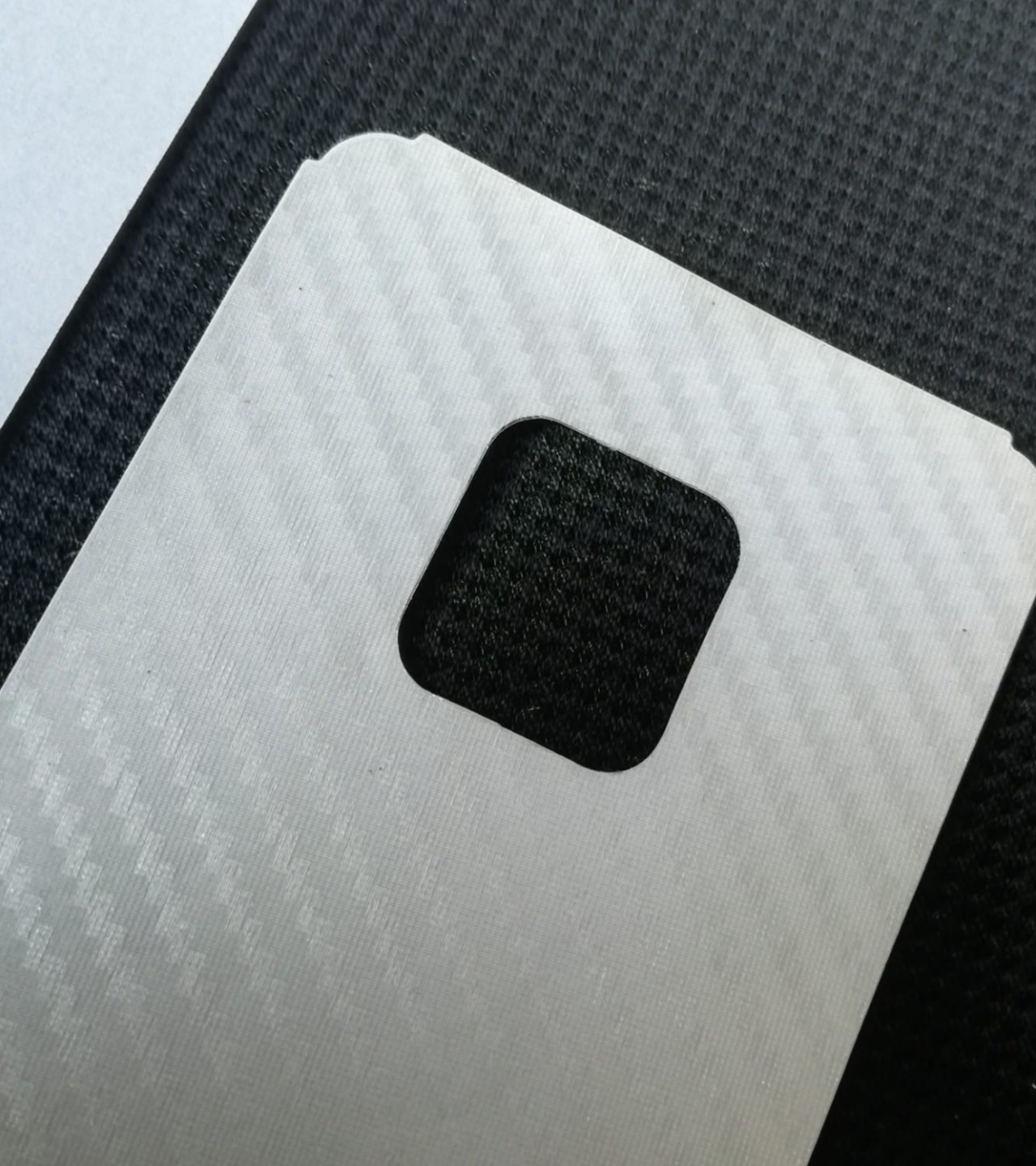 Huawei  Mate 20 Pro-Carbon Fiber Matte sheet for phones rare protection - textured designed