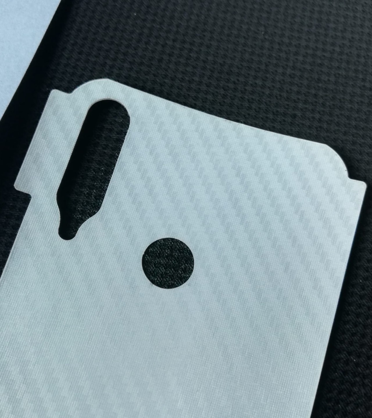 Huawei Y9  Prime 2019-Carbon Fiber Matte sheet for phones rare protection - textured designed