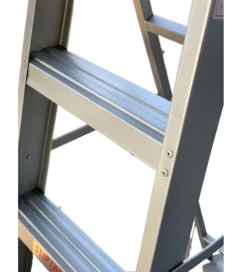 Folding Ladder 6 feet- Steel