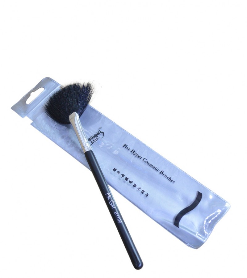 Black Small Brush For Makeup  FM1728