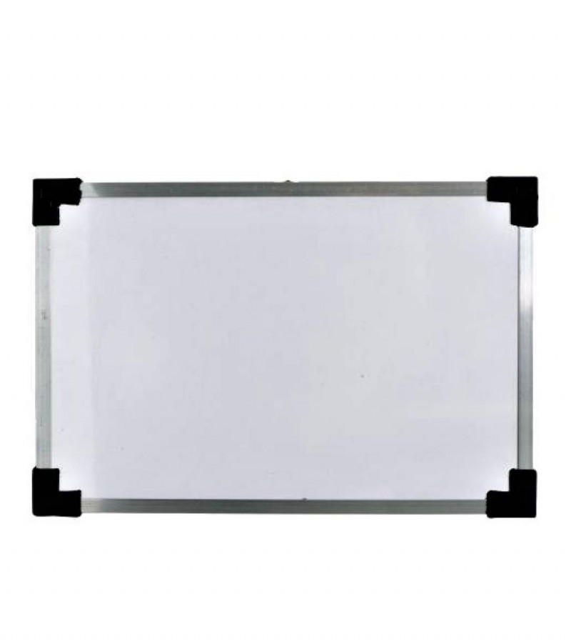 BLACK AND WHITE BOARD
