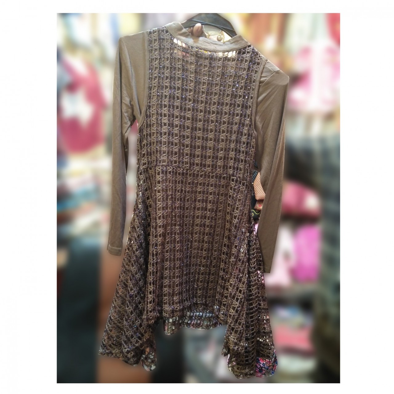Elegant Long Top With Golden Necklace For Girls - 5 To 13 Years