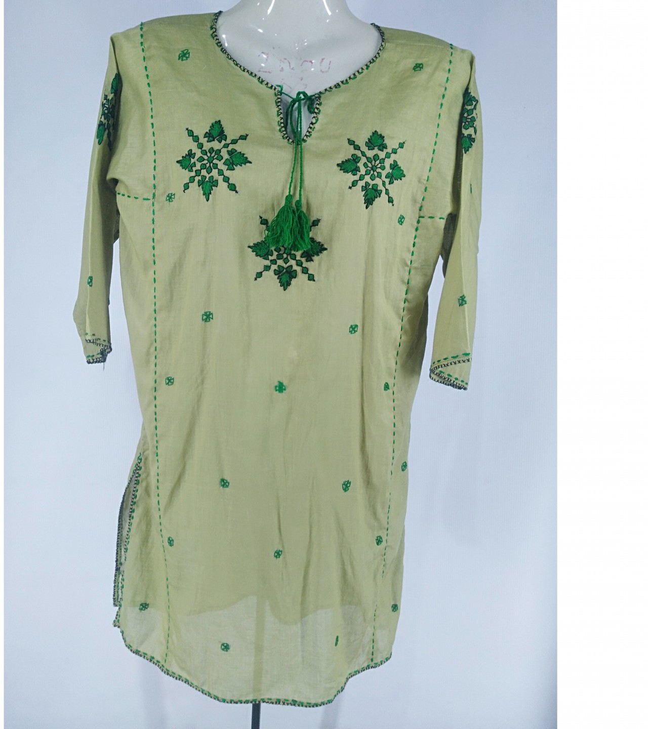 Ladies Balochi kurta with beautiful patterns