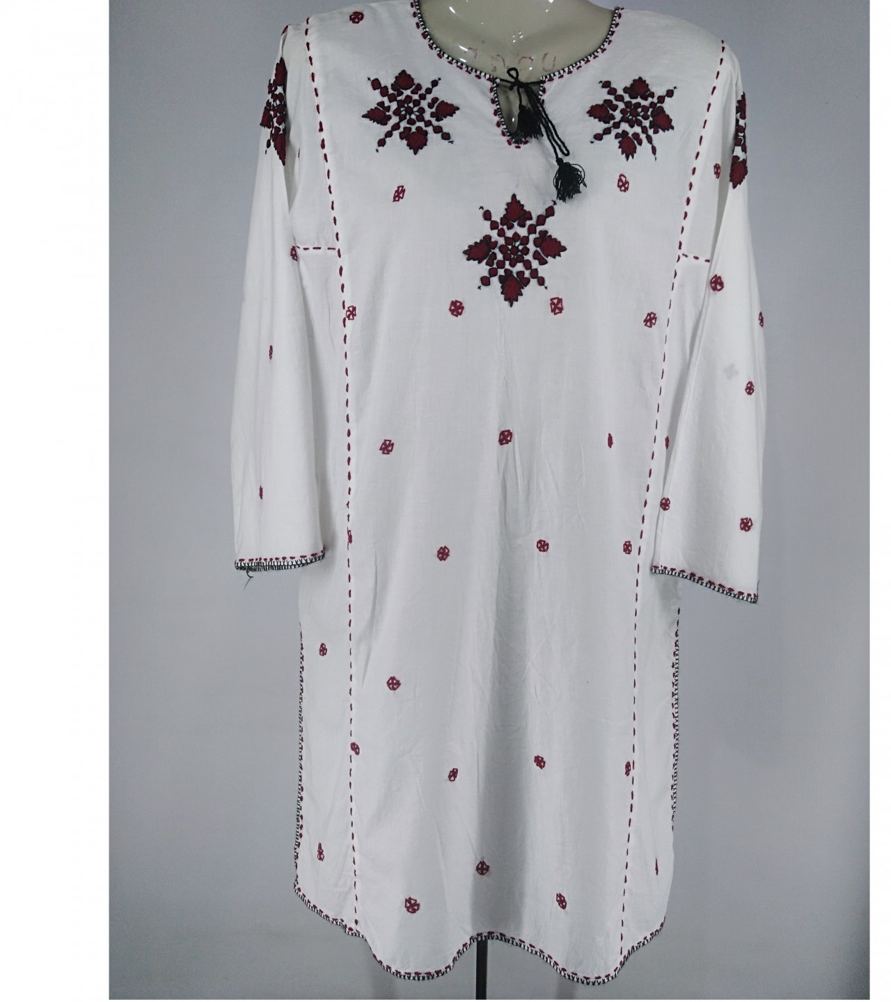 Ladies Balochi kurta with beautiful patterns