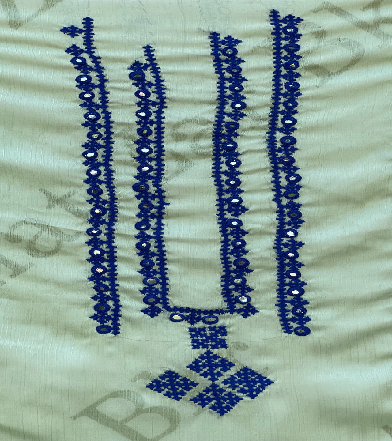 Women Embroidery 2 piece suit Sindhi Karhaie