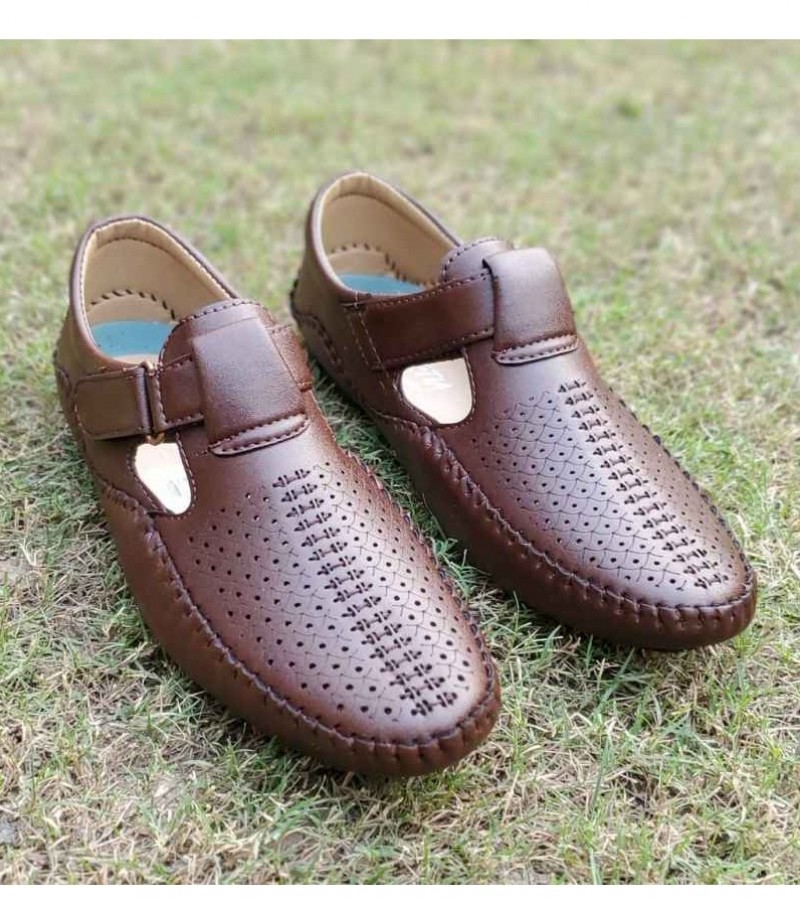 Brown Synthetic Leather Driving Sandals For Men
