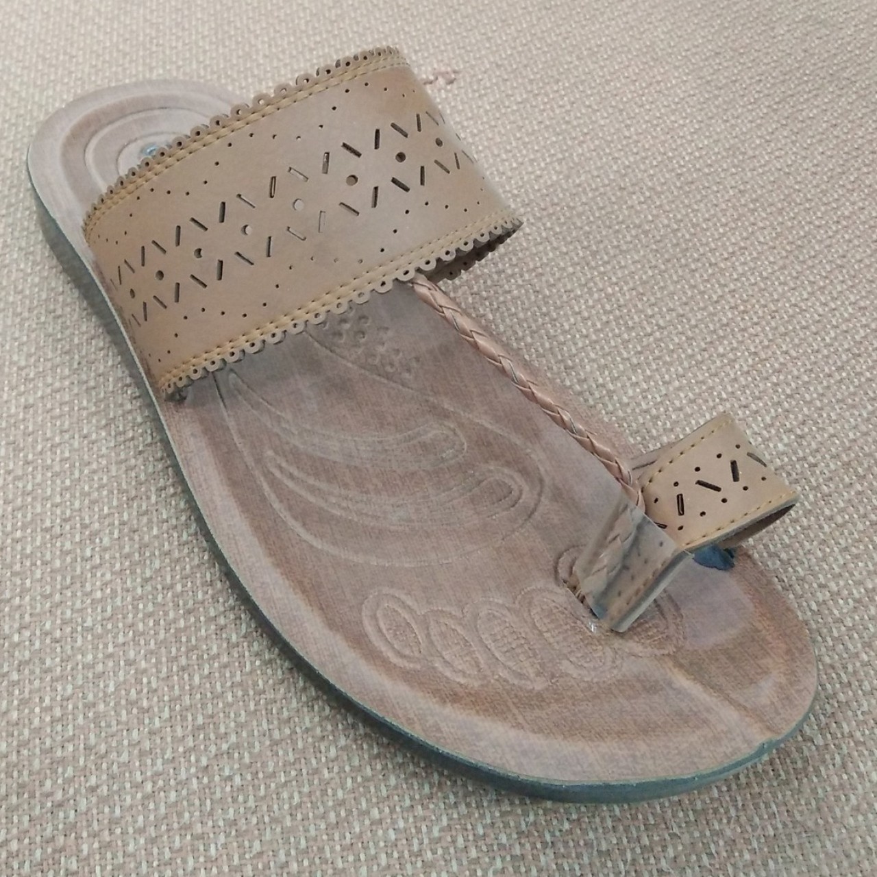 Camray Kola Puri Style Chappal For Men - Beige -6 to 11