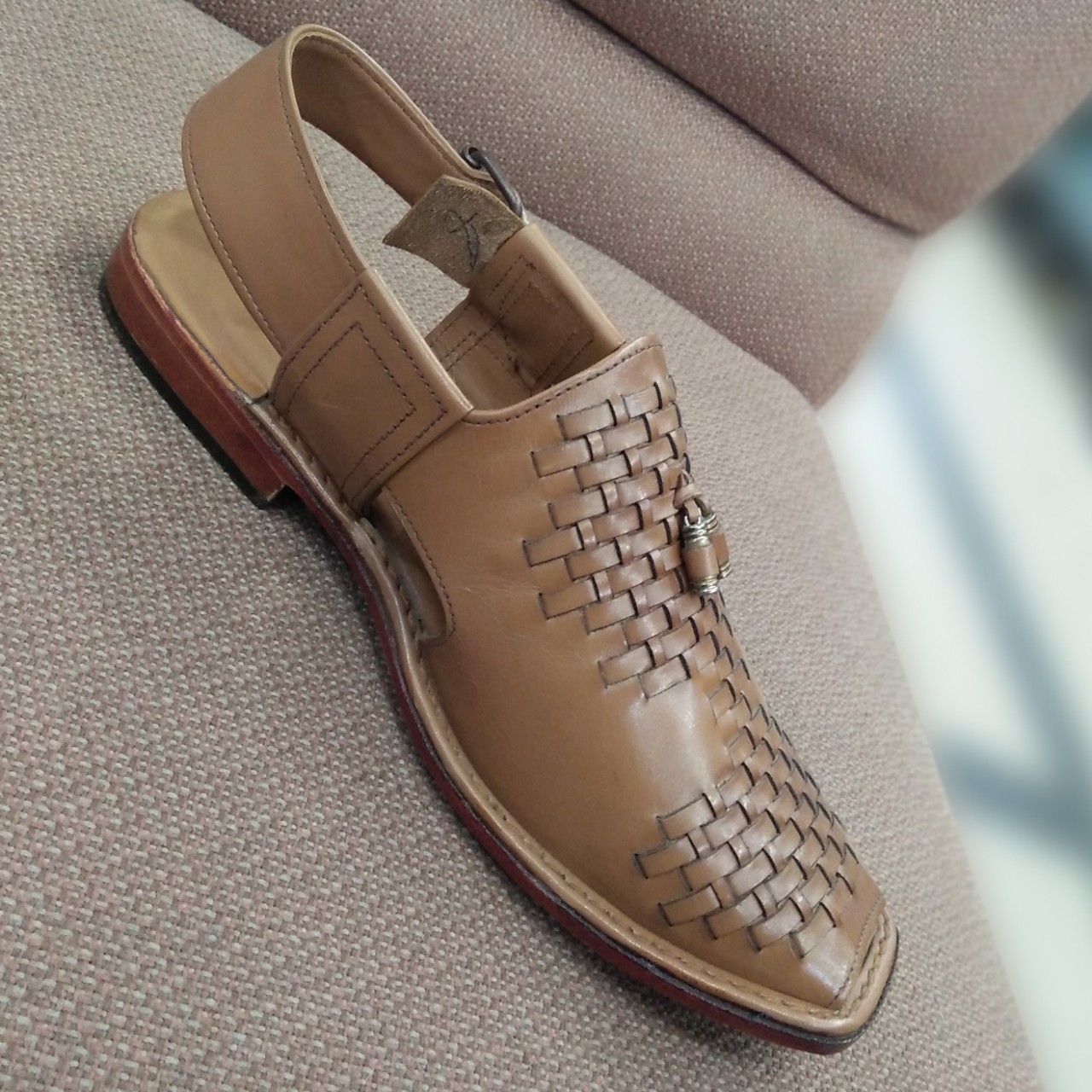 Milli Shoes Fashionable All Leather Peshawari Chappal For Men - Beige - 6 to 11