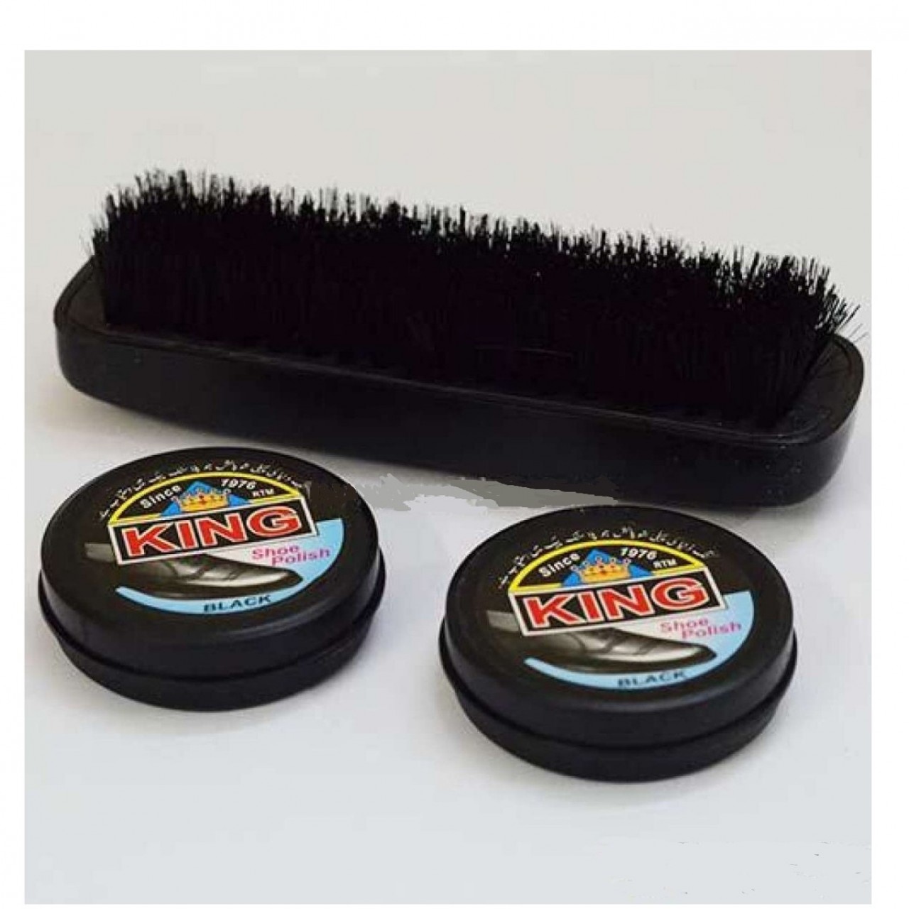 Shoe Brush With 2 Shoe Polishes
