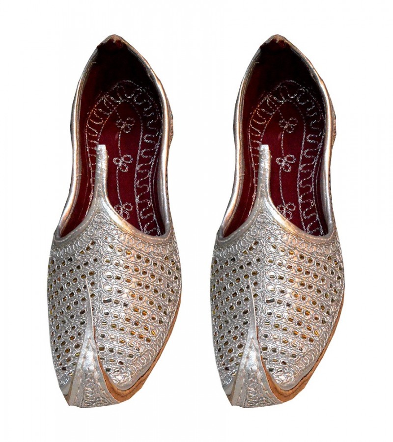 Wedding White Khussa