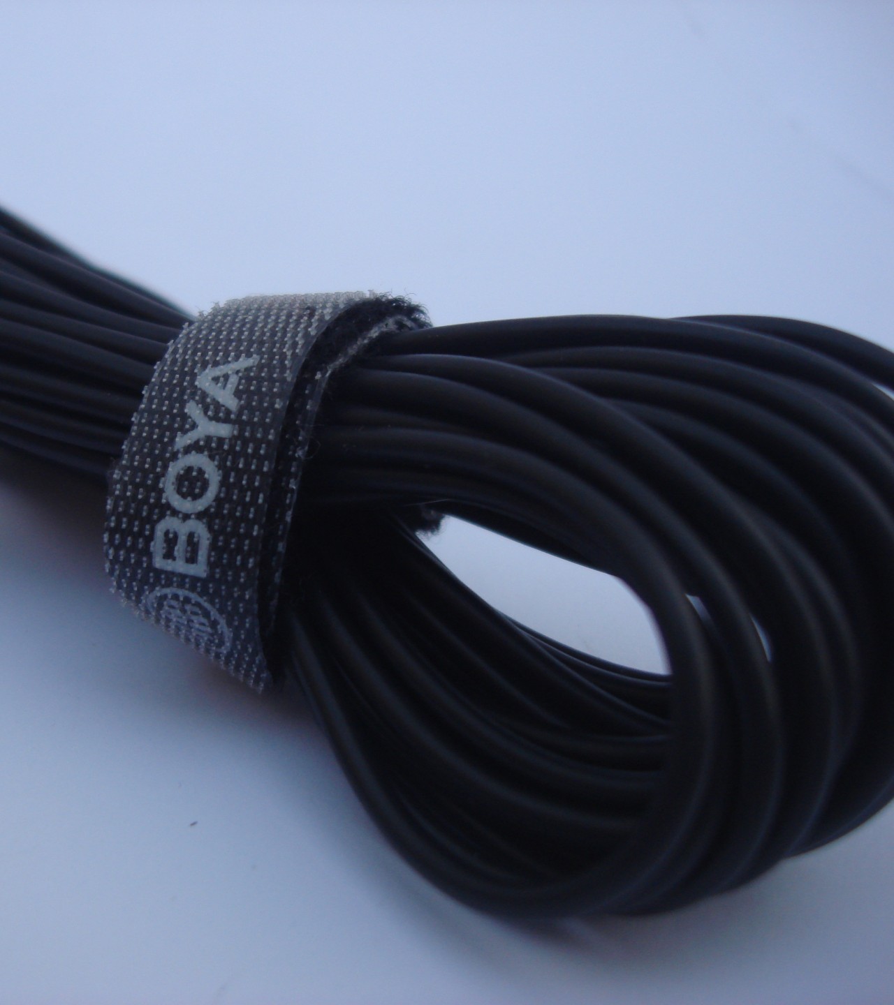 Boya BY-M1 Lavalier Microphone for Smartphones, DSLR Cameras, Camcorders and Audio Recorder PC