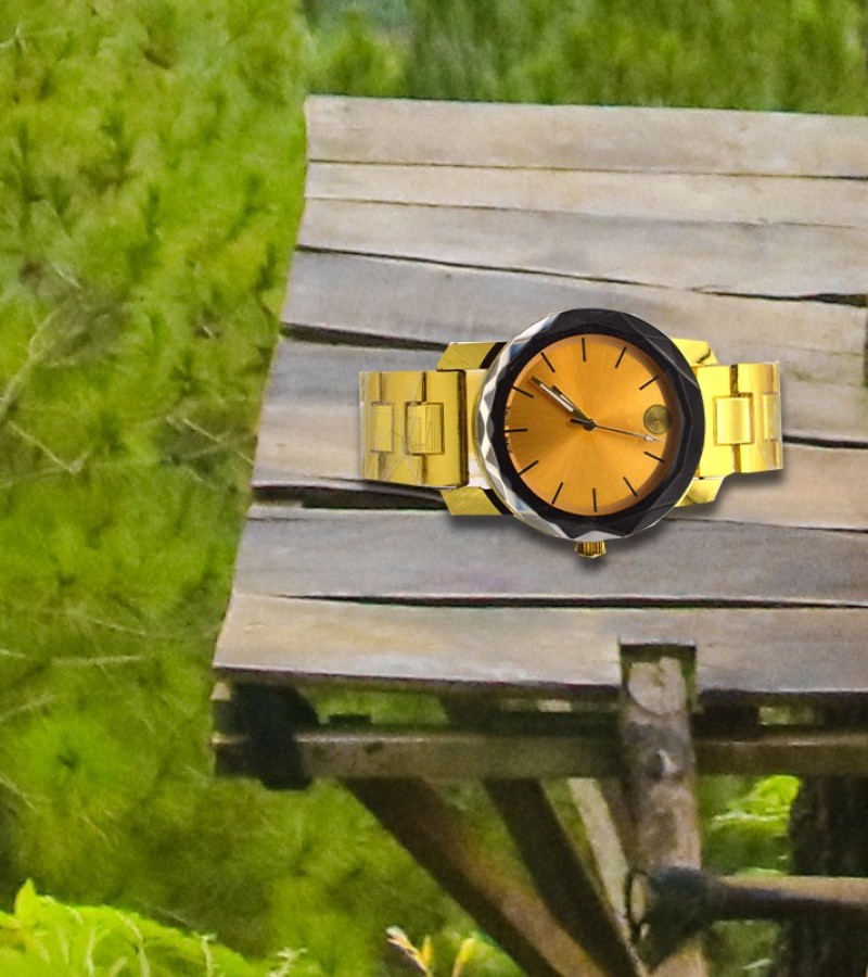 Elegant Golden Dial Watch For Men