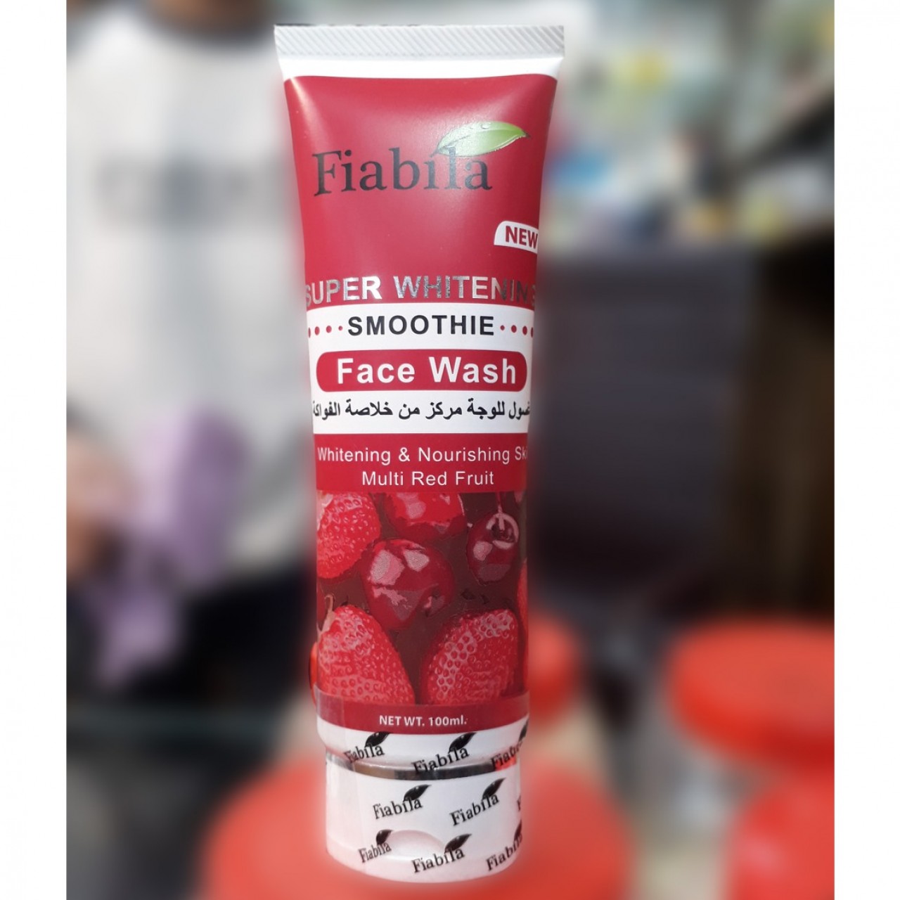 Fiabila Super Whitening Smoothie Face Wash - 100 ML