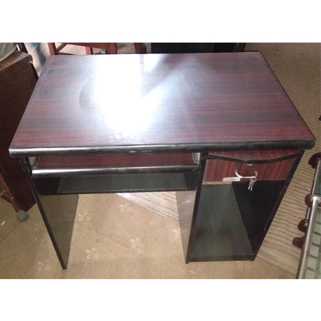 Wooden Table For Computer - 2H X 3L - Maroon