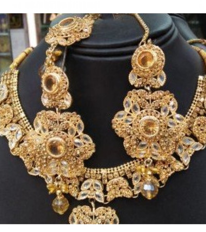 Amazing Golden Necklace & Earrings Jewelry Set - Casting Material