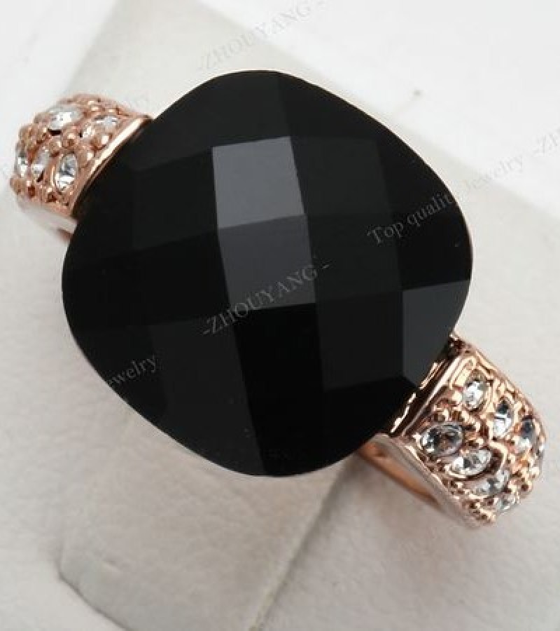 Black Acrylic Party Ring