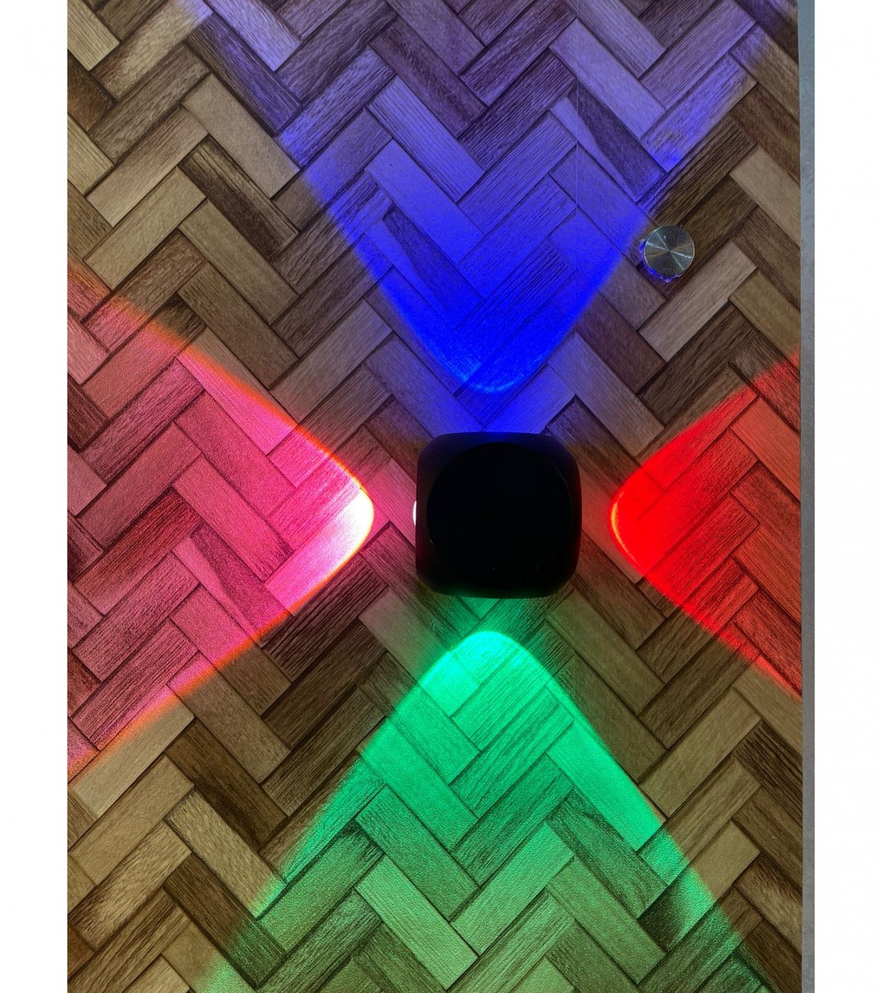 Four way/sided Cube Waterproof Outdoor, Indoor RGB (Red, Green, Blue) Light Light