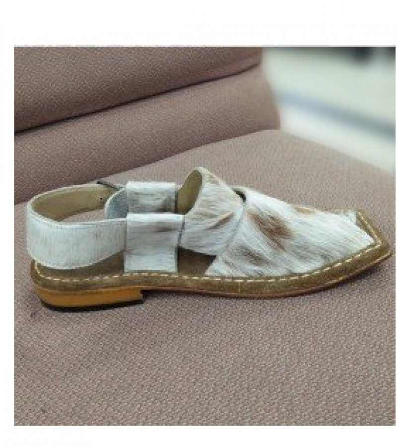 MilliShoes Fashionable Goat Leather Peshawari Chappal For Men -White