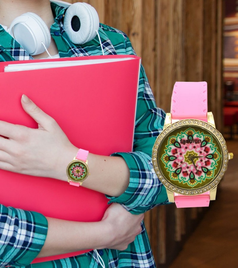 New Design Pink Starp Watch