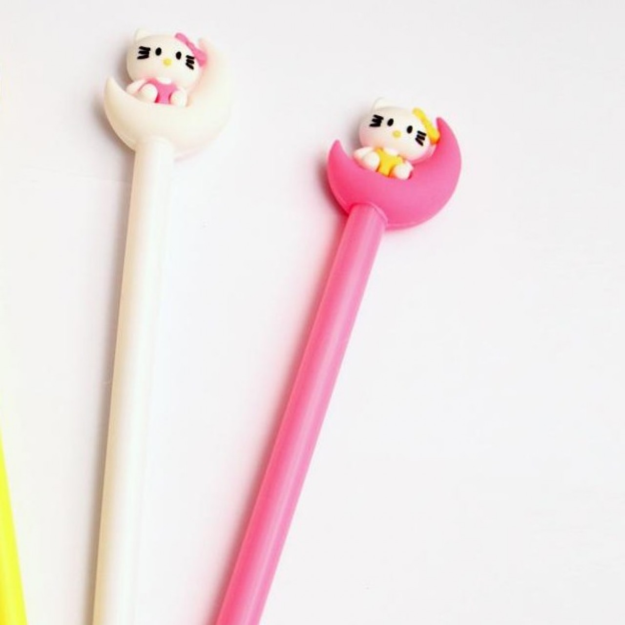 Pack Of 2 Cute Hello Kitty Gel ink Pens