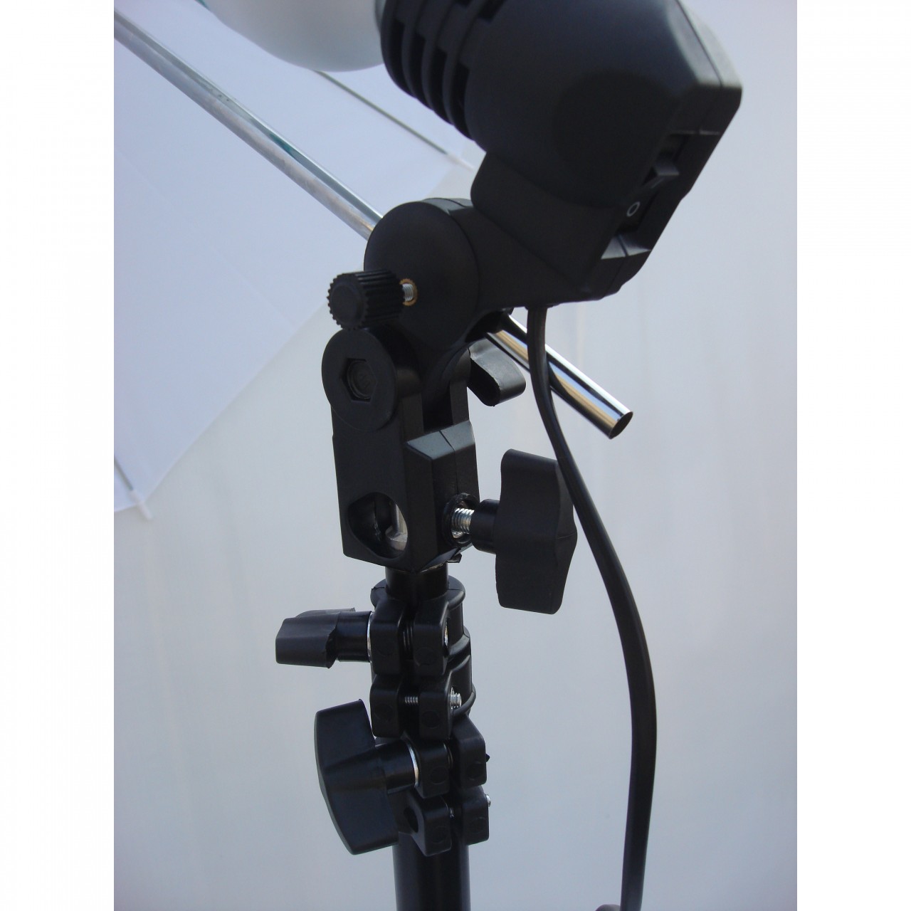 Umbrella continuous Lights setup pair for photography and video shooting