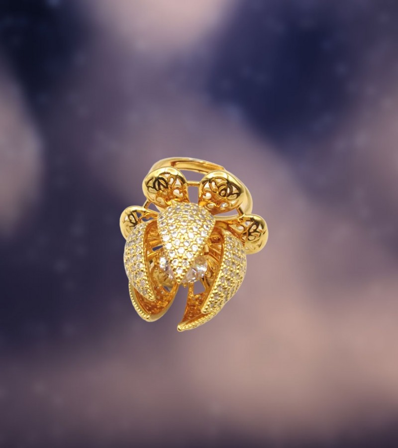 Unique Golden Color Ring