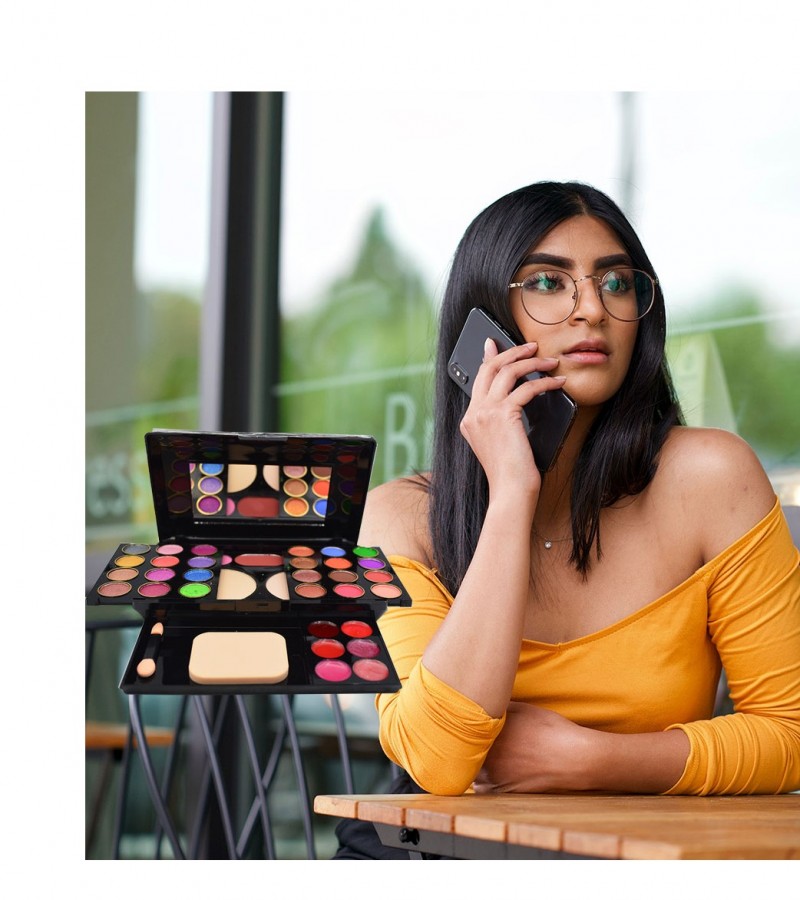 Kiss Touch Makeup Kit  FM1796