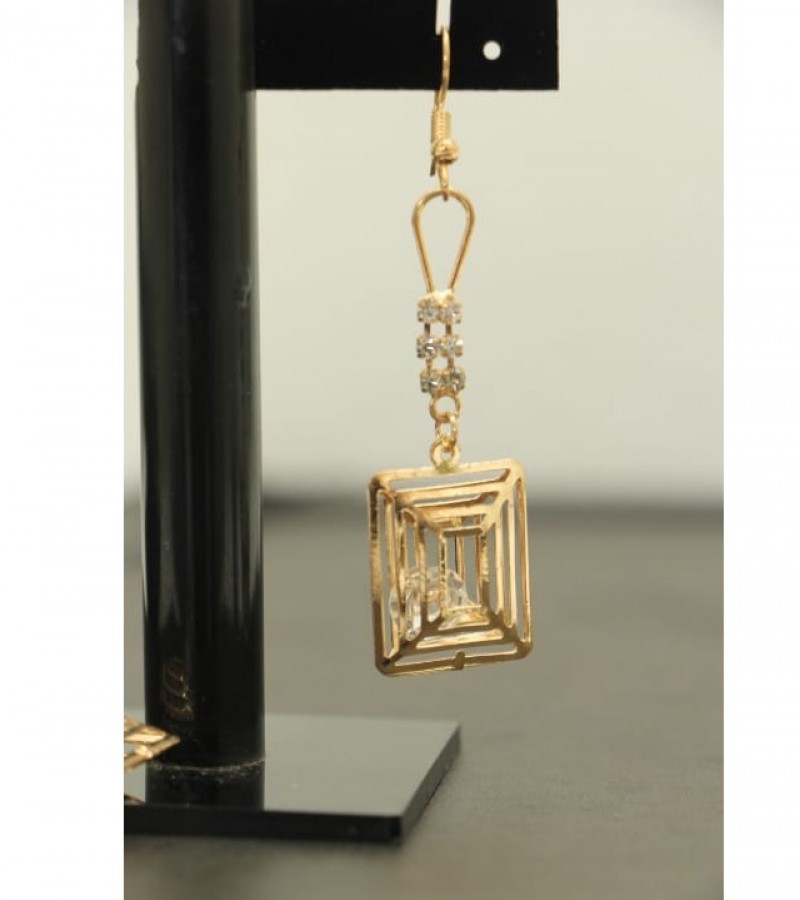 Kun traders Golden Diamond Cage Square Earring with beautiful stones