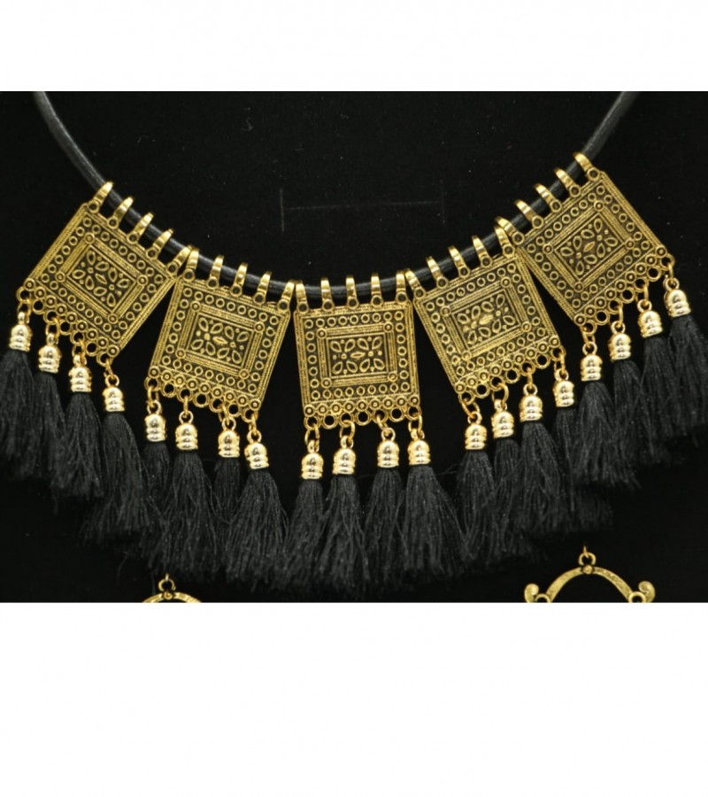 Kun traders Ragistani Style Black Gold Antique Neckless & Earrings