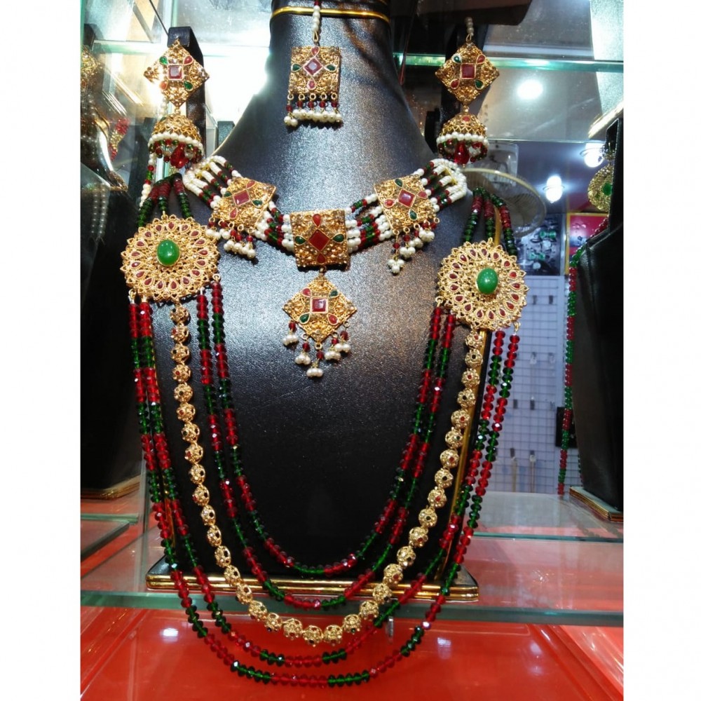 Golden Choker Necklace, Mala, Jhumka & Bindiya Jewelry Set For Women