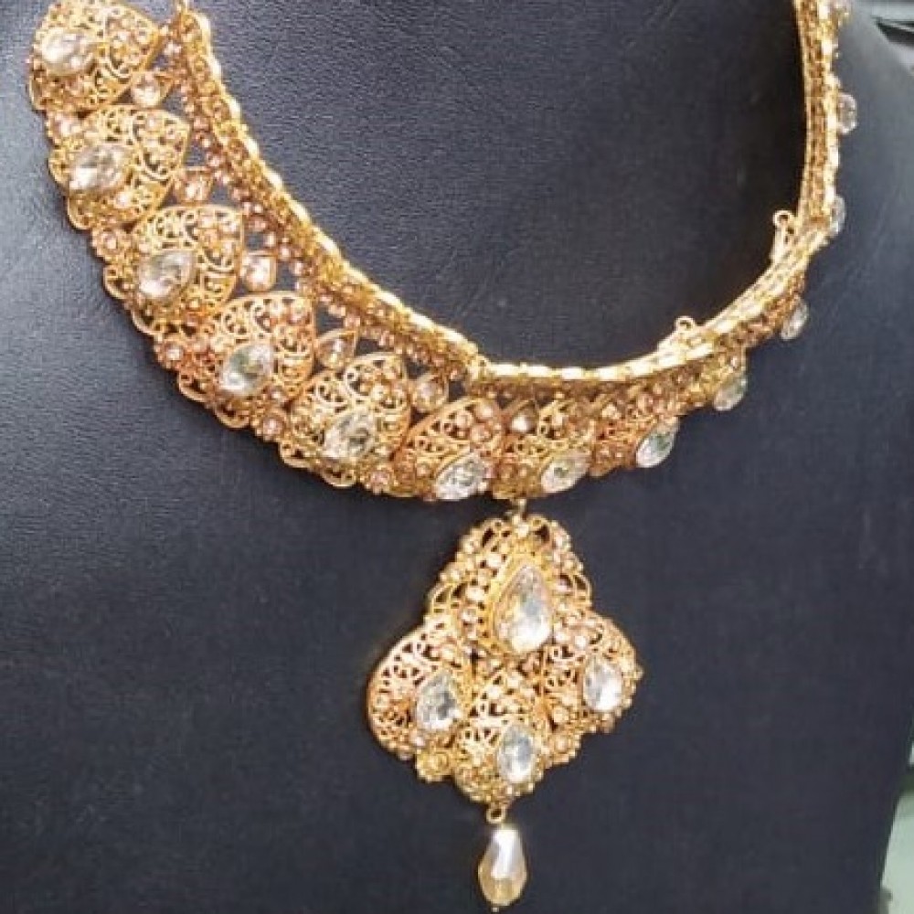 Golden Necklace, Earrings, Bindiya & Jhoomer Jewelry Set - Casting Material