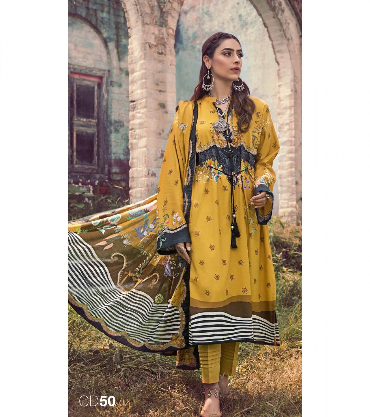 Gul Ahmed 3 PC Unstitched Corduroy suit With Cotton Net Dupatta CD-50
