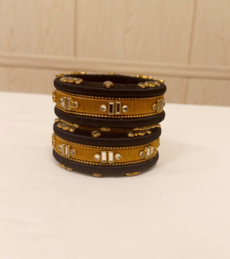Hand made  Pair of kundan bangles