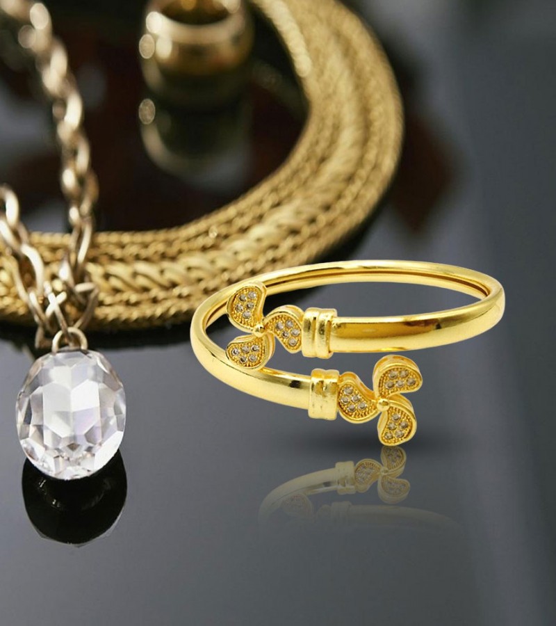 Multiple Flower Design Bangle
