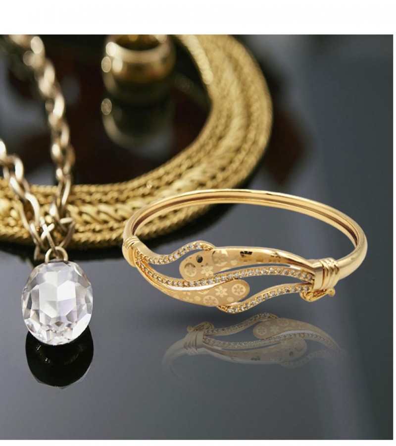 New Look Adjustable Bangle For women