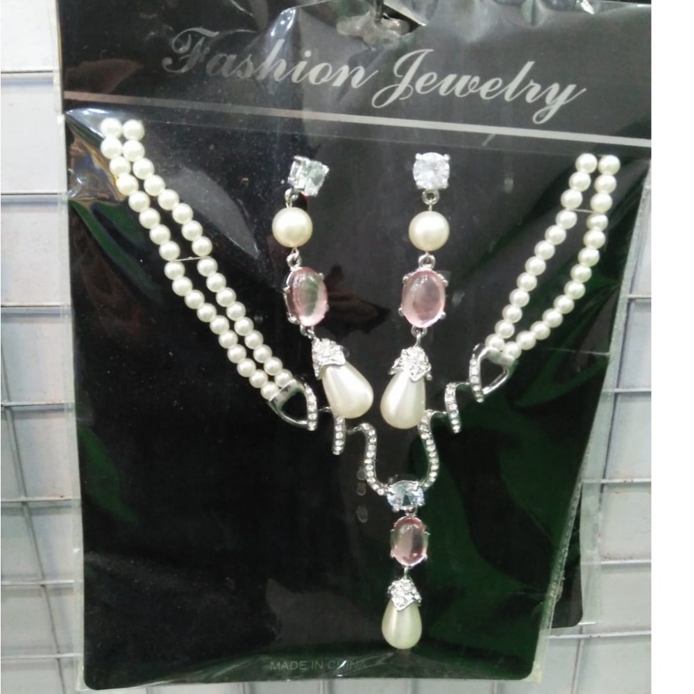 White Beads Pendent & Earrings Jewelry Set For Women