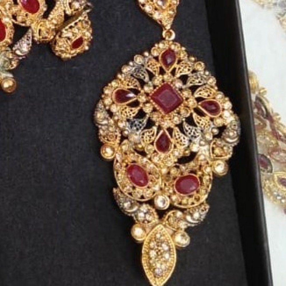 Amazing Red Beads Necklace & Earrings Jewelry Set For Women - Casting Material