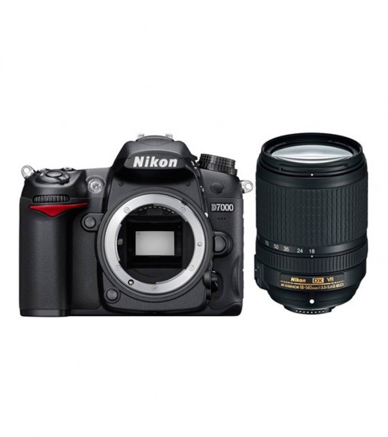 Nikon D7000 DSLR Camera with 18-140mm Lens