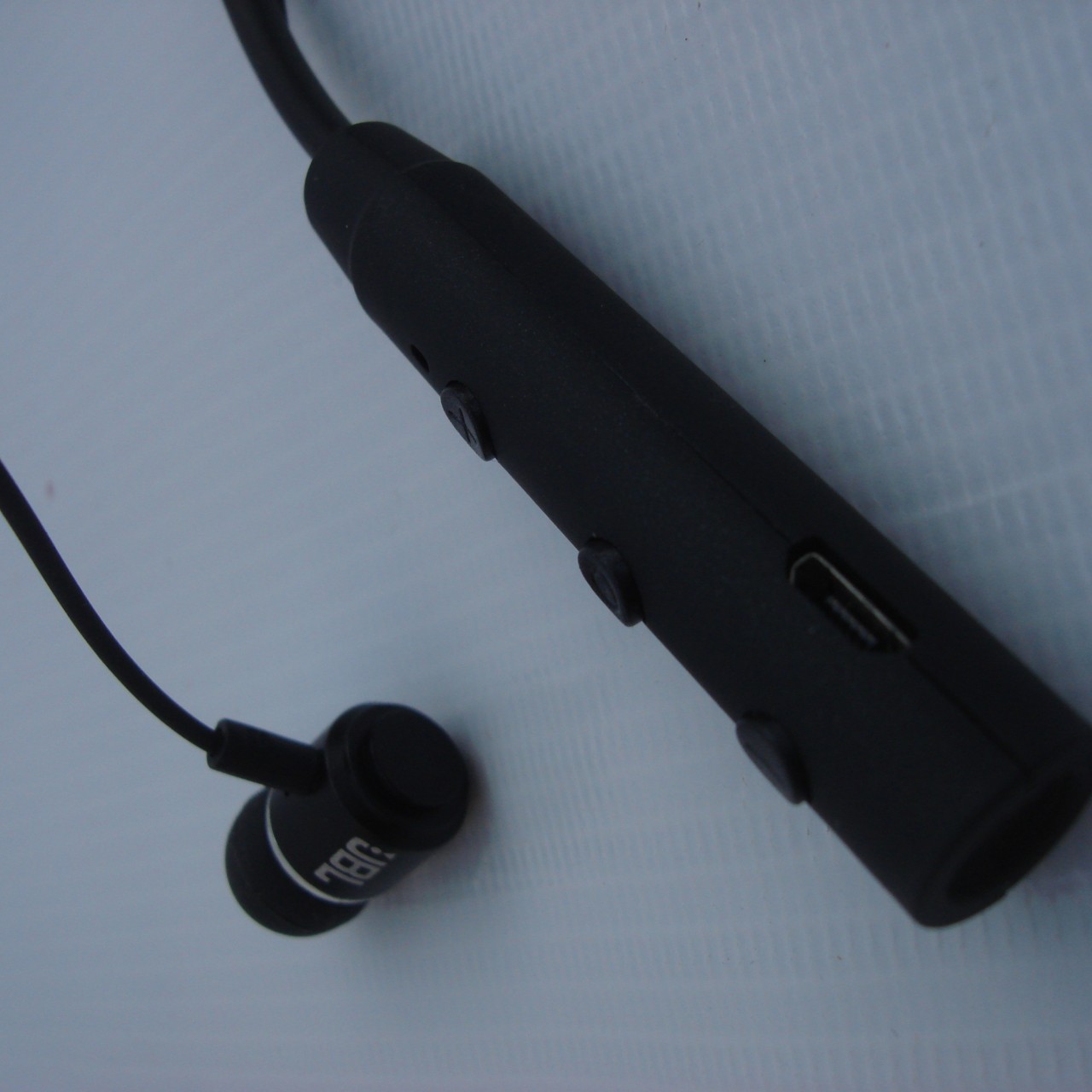 JBL 770 Metal Magnetic Bluetooth Stereo Handfree