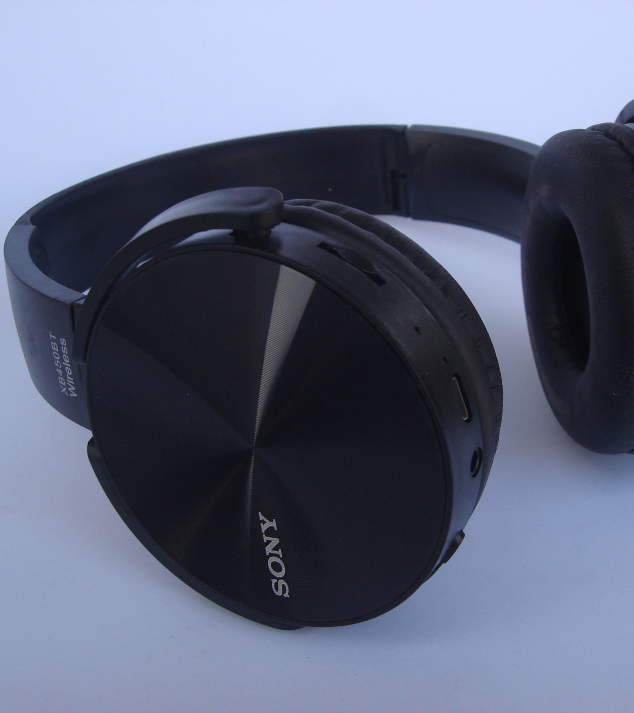 Sony 450BT On-Ear EXTRA BASS wireless Headphones - Black