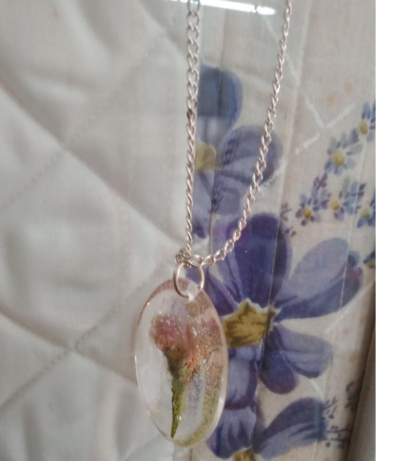 Handmade Beautiful Resin Pendant Necklace