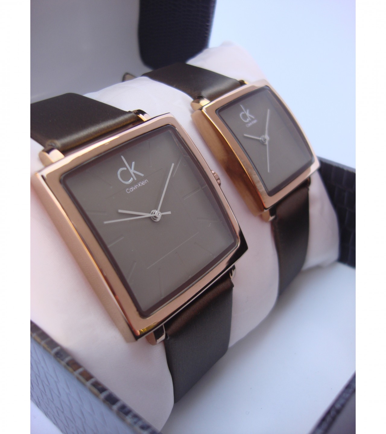 Square Couple watch for loved ones - Copper (GW-032)