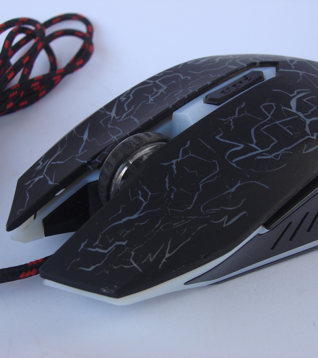 Professional Gaming Mouse with changing lights