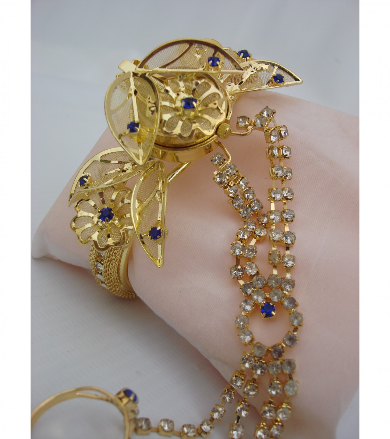 Attractive ladies watch with rings (LW-019)