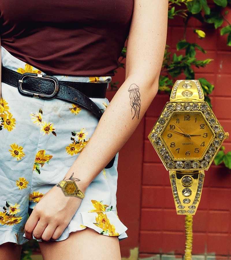New Stylish Hot Look Watch For Girls